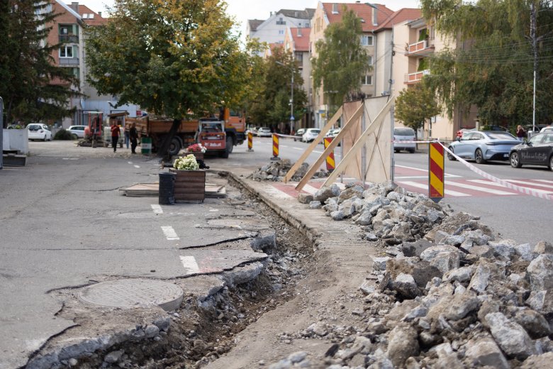 Lassan célegyenesbe érnek az évek óta zajló útfelújítások Székelyudvarhelyen