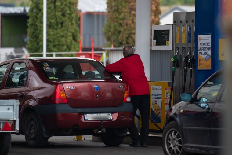 Bukarestben már látják az üzemanyag mai rekordárait