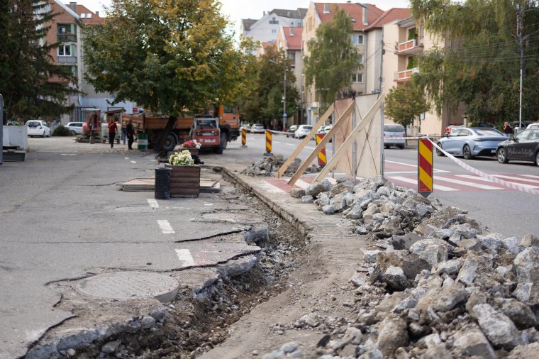 Lassan célegyenesbe érnek az évek óta zajló útfelújítások Székelyudvarhelyen