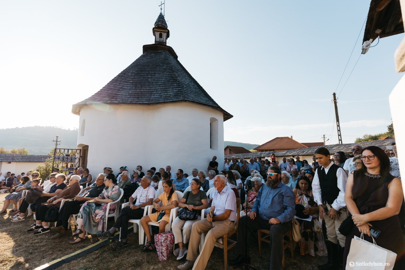 &bullet;  Fotó: Olti Angyalka