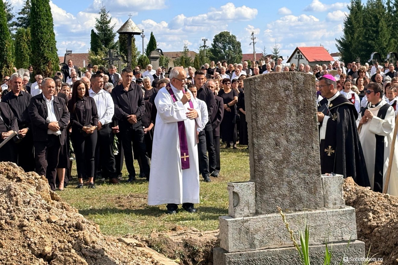 &bullet;  Fotó: Tamás Attila