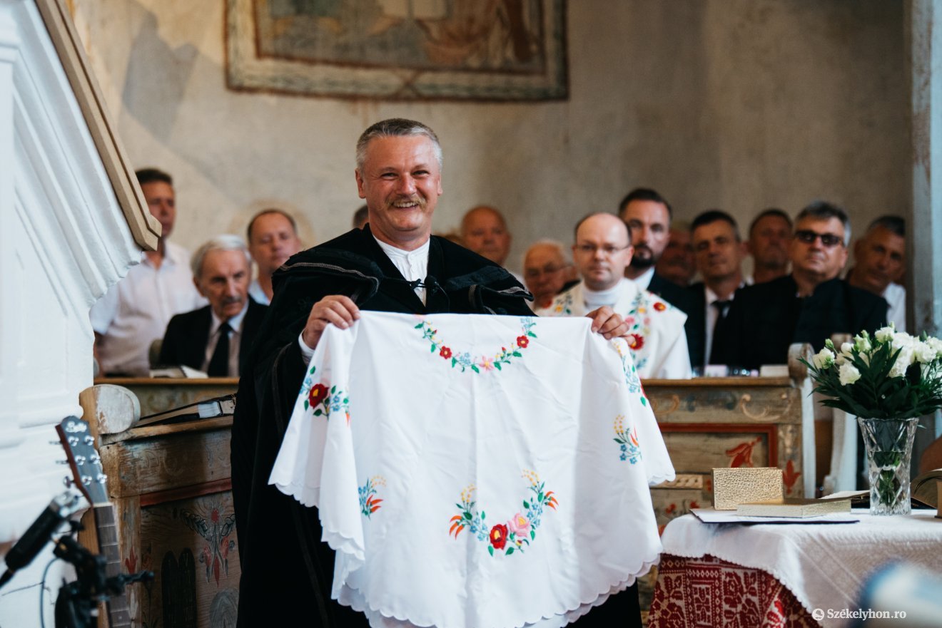 &bullet;  Fotó: Olti Angyalka