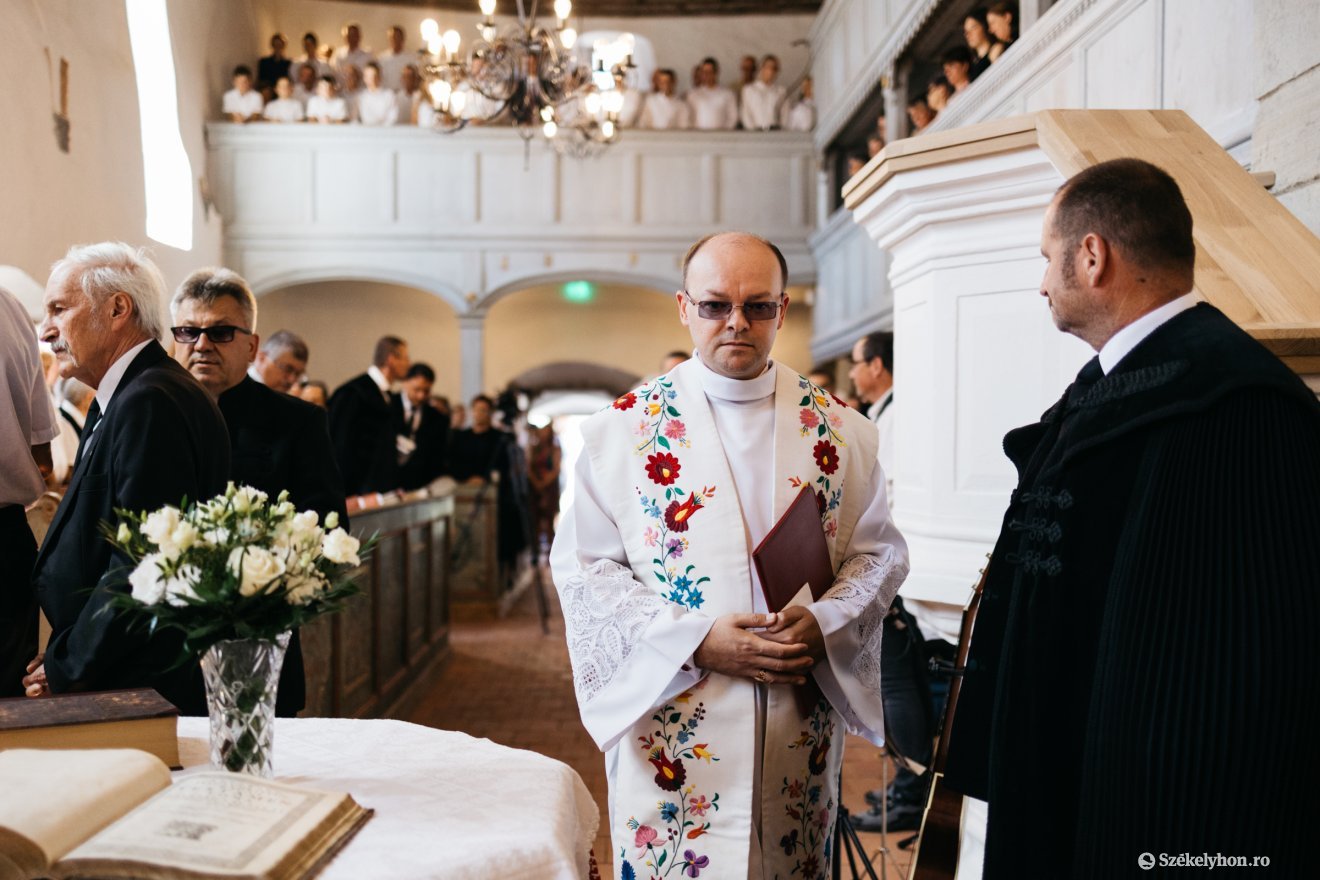 &bullet;  Fotó: Olti Angyalka