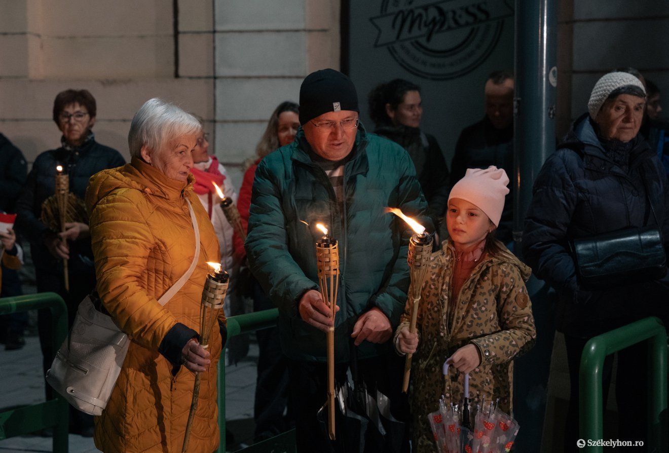 &bullet;  Fotó: László Ildikó
