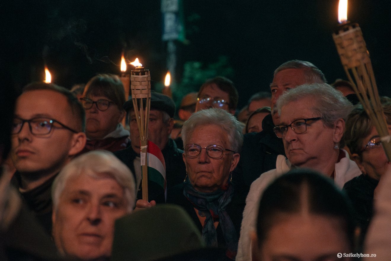 &bullet;  Fotó: László Ildikó