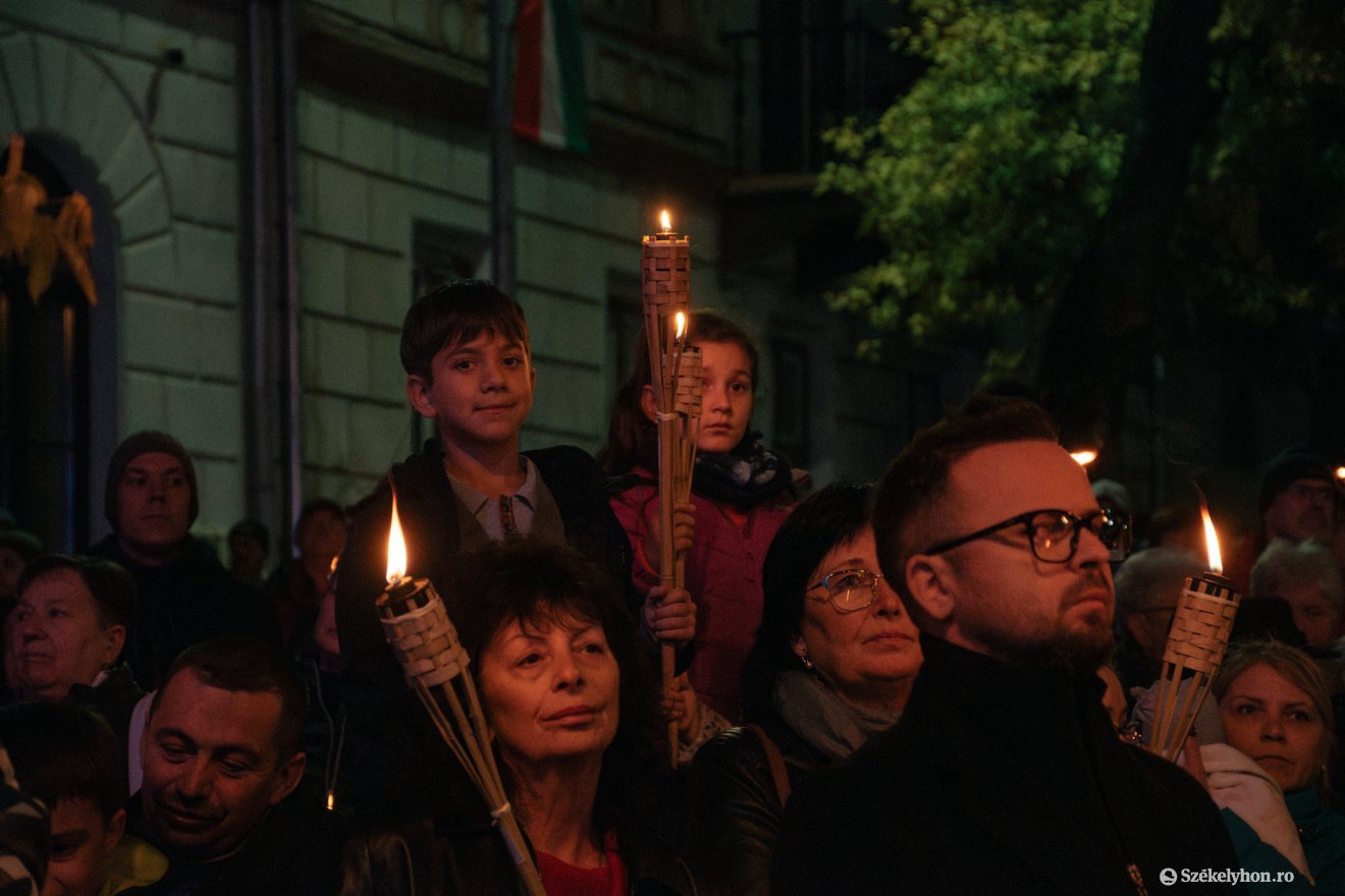 &bullet;  Fotó: László Ildikó