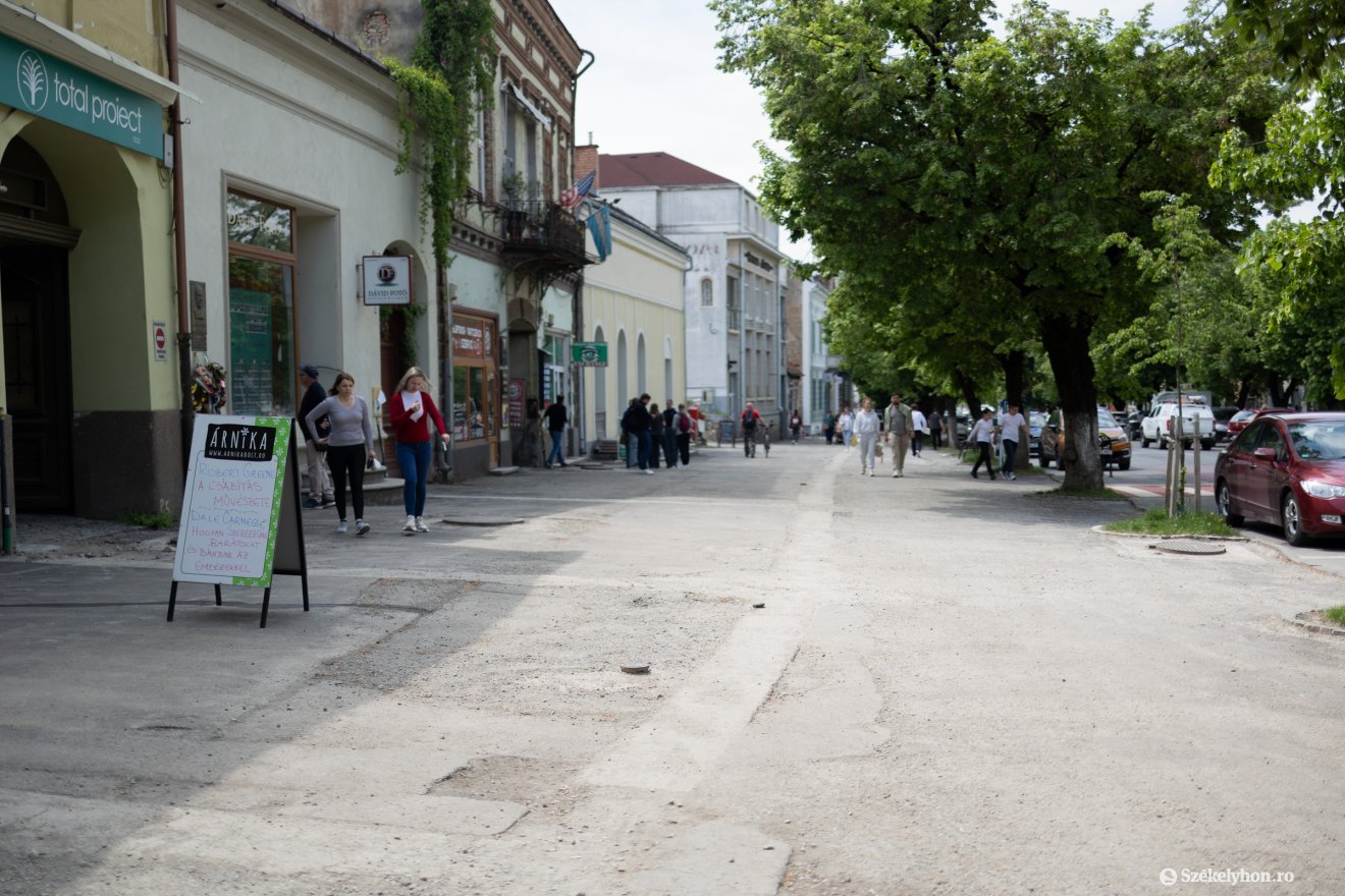 &bullet;  Fotó: Olti Angyalka