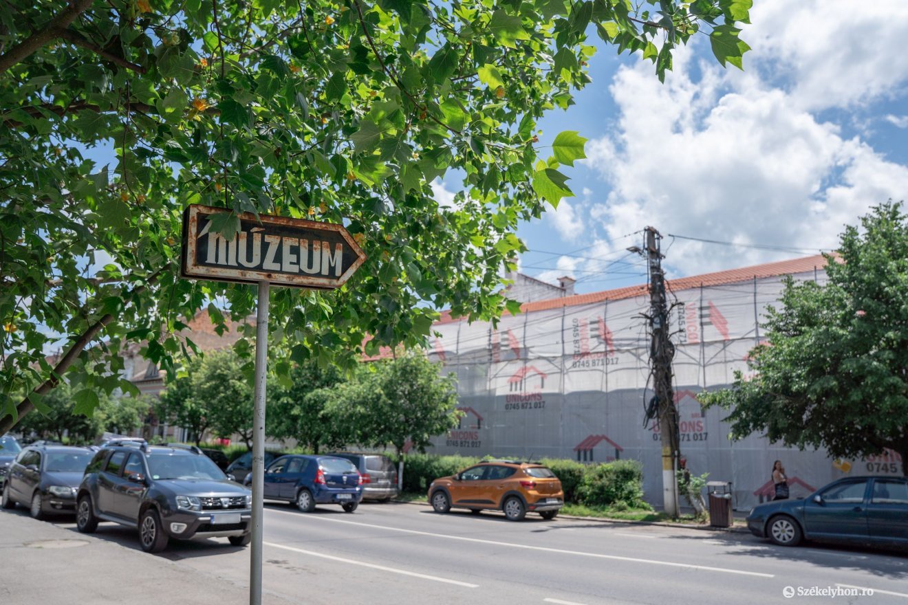 &bullet;  Fotó: László Ildikó
