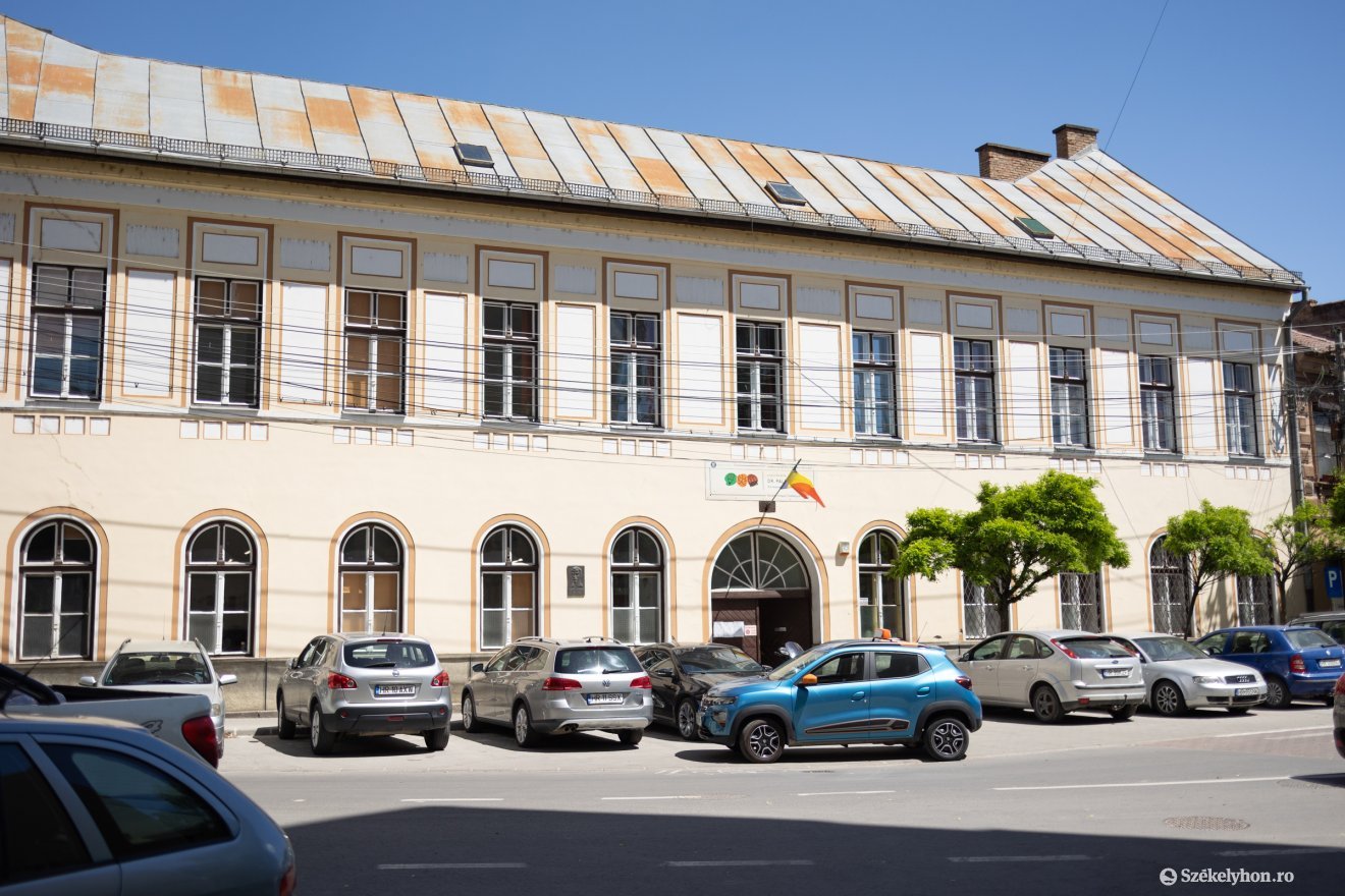 &bullet;  Fotó: Olti Angyalka