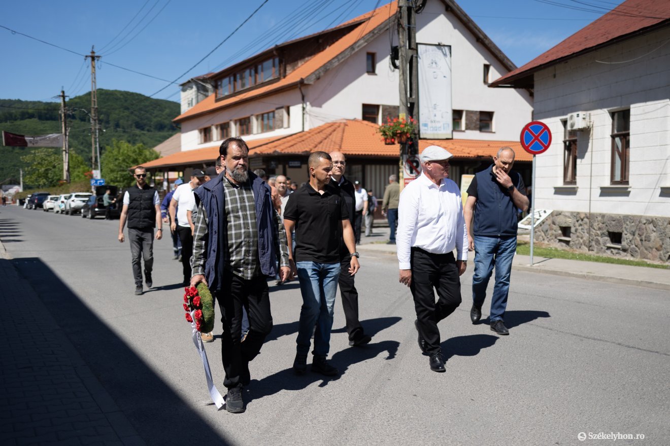 &bullet;  Fotó: Olti Angyalka