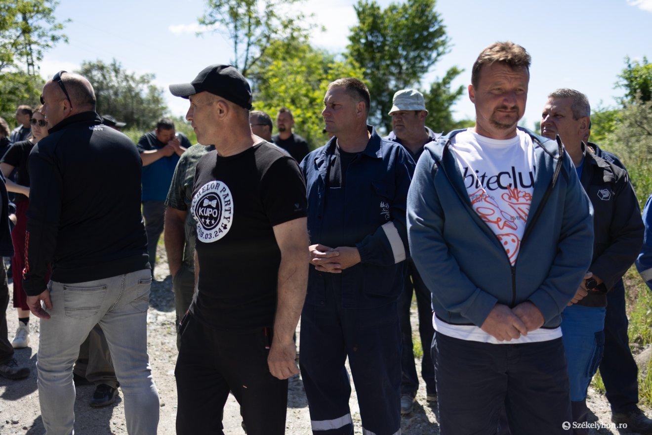 &bullet;  Fotó: Olti Angyalka