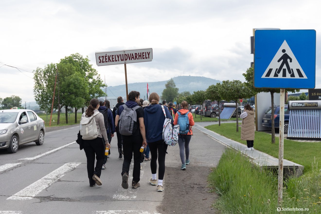 &bullet;  Fotó: Olti Angyalka