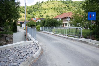 Új hidakat építettek az egyre terjeszkedő Fenyéden