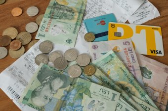 Közel száz lejjel csökkent a nettó átlagbér Romániában
