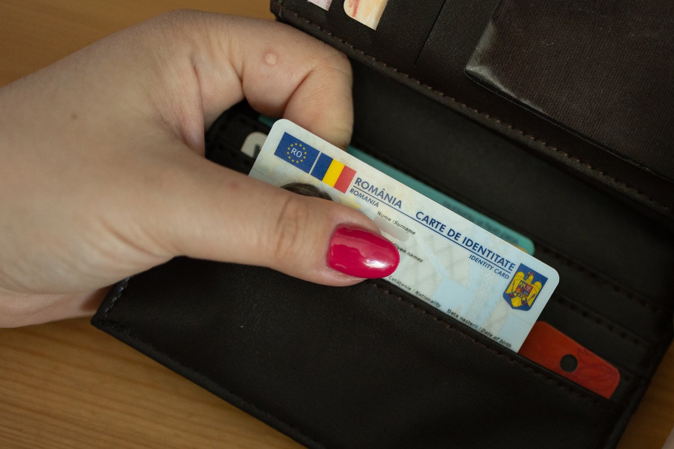 Elektronikus személyi: alaptalan félelmek, valós bonyodalmak