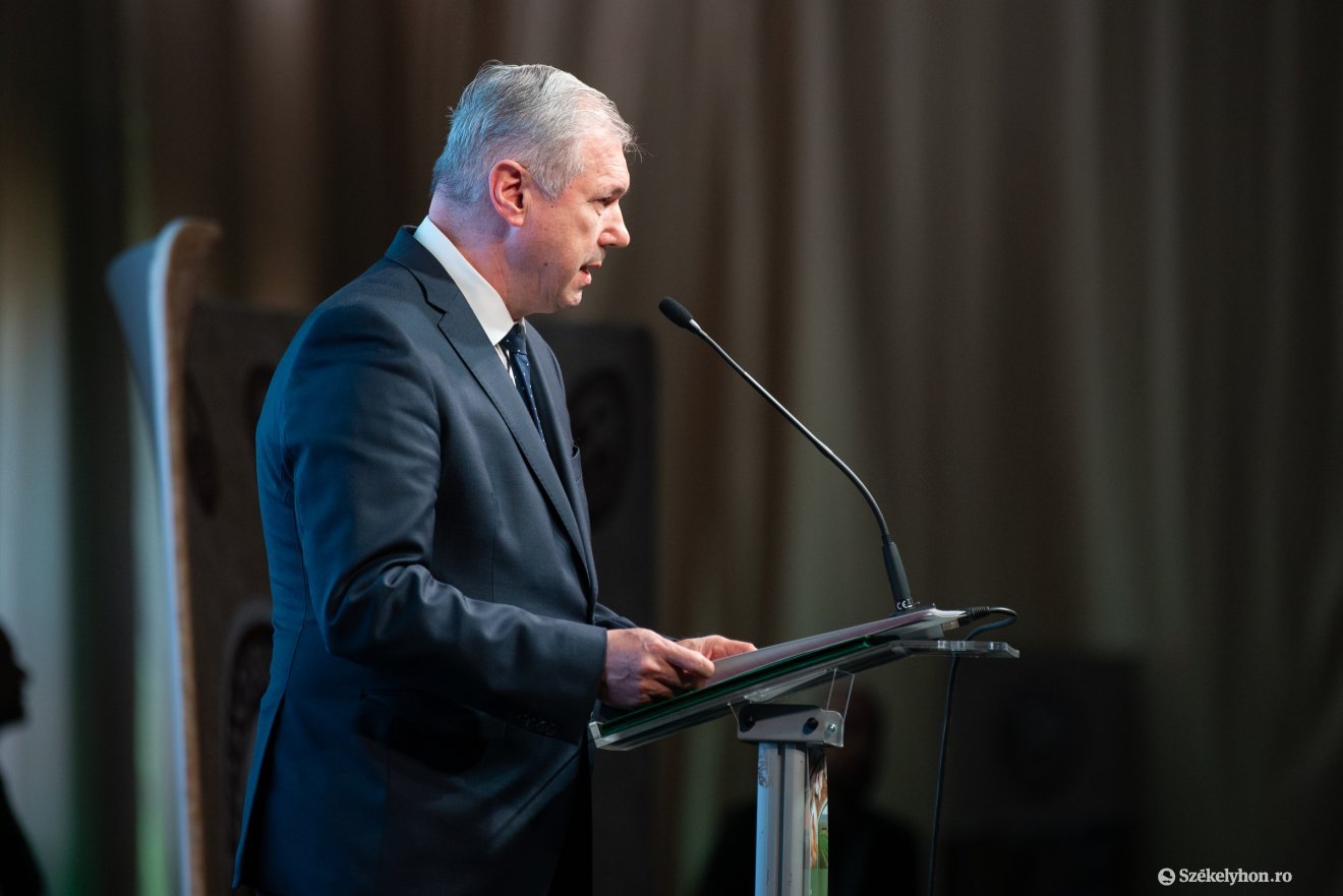 &bullet;  Fotó: Olti Angyalka