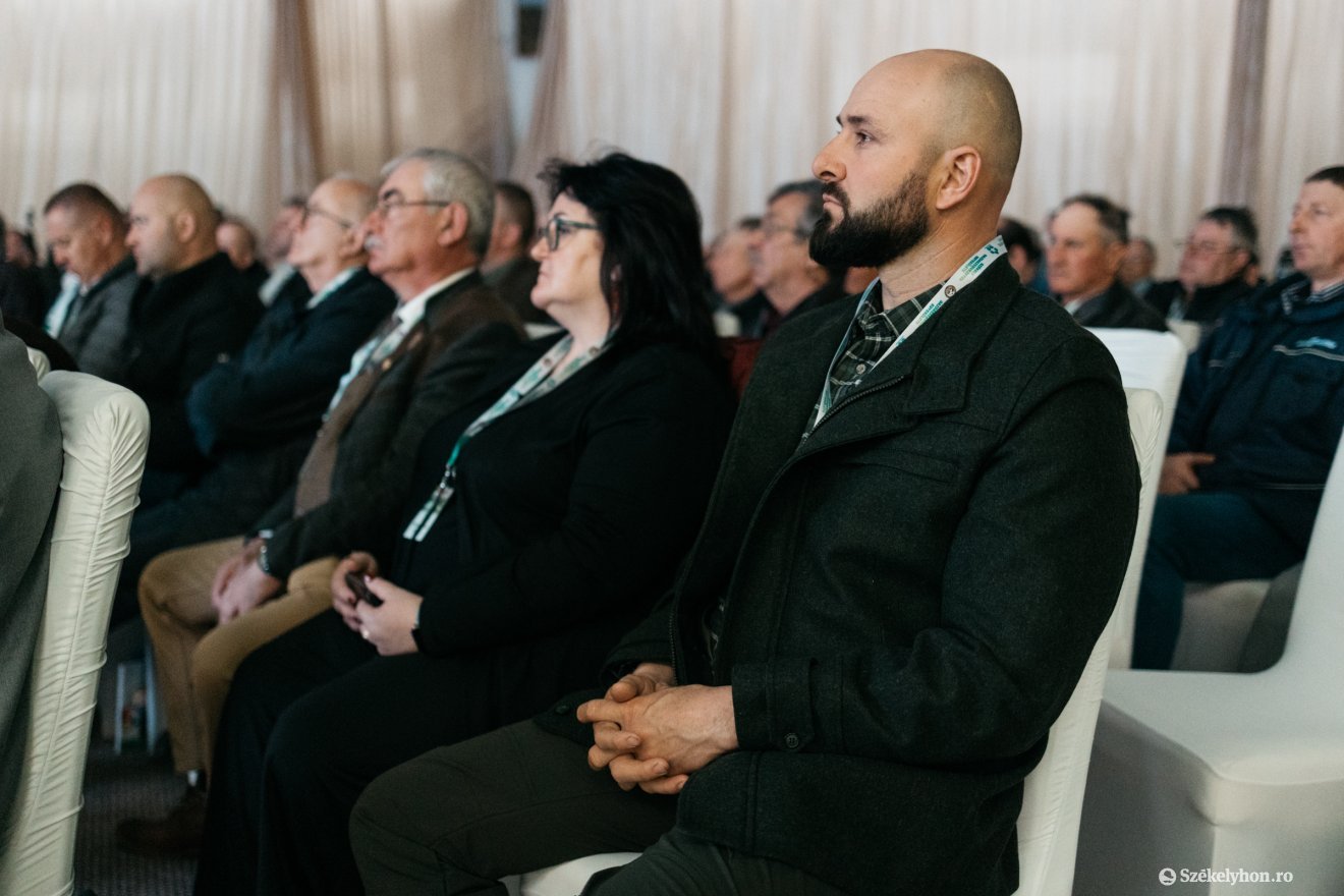 &bullet;  Fotó: Olti Angyalka