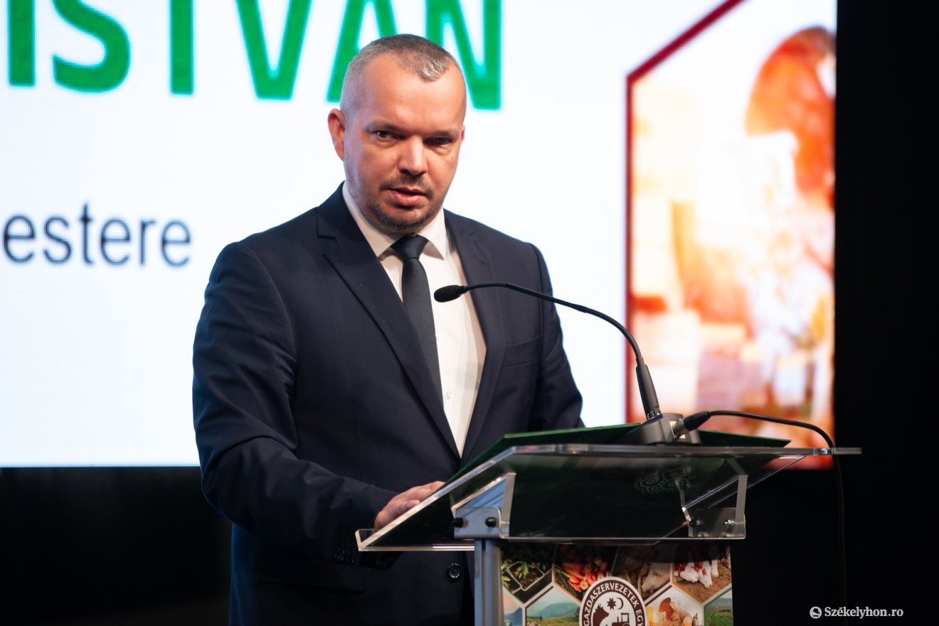 &bullet;  Fotó: Olti Angyalka