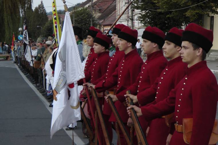 Leköszönnek a darabontok