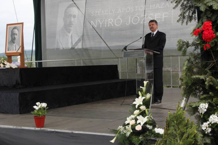 Jogerős: nem temethetik újra Nyirő Józsefet