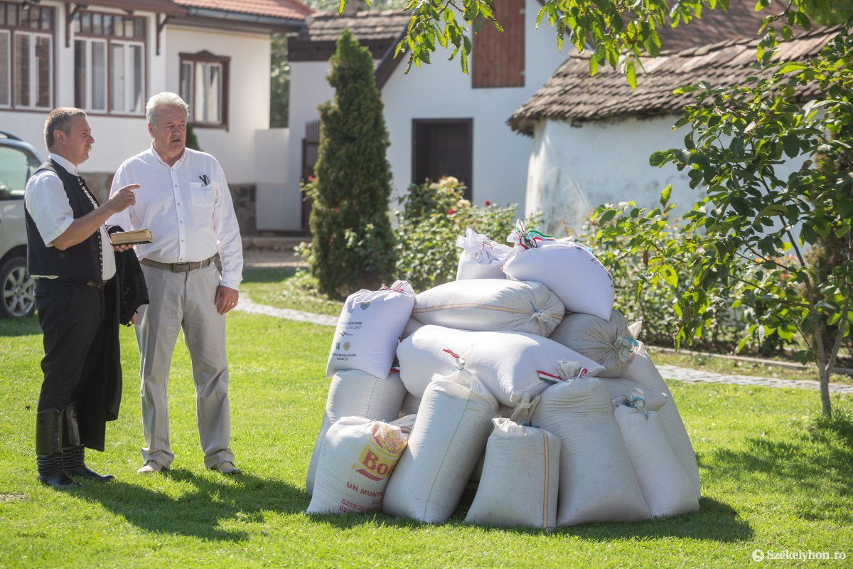 &bullet;  Fotó: Erdély Bálint Előd
