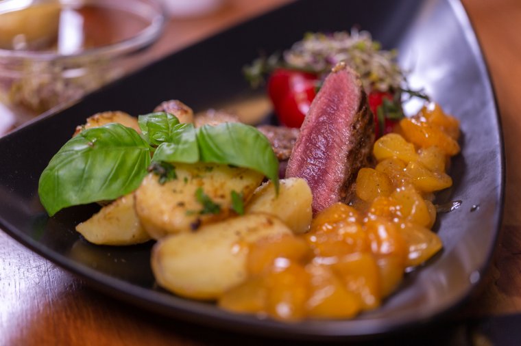 Mit készítsünk bodzavirágból? – nyárias ételek és italok Főnix módra