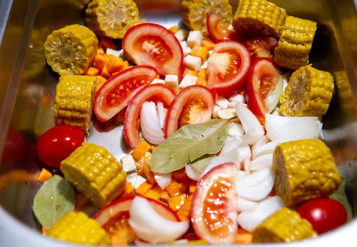 Különleges íze lesz a kemencében sült pisztrángnak &bullet;  Fotó: Beliczay László