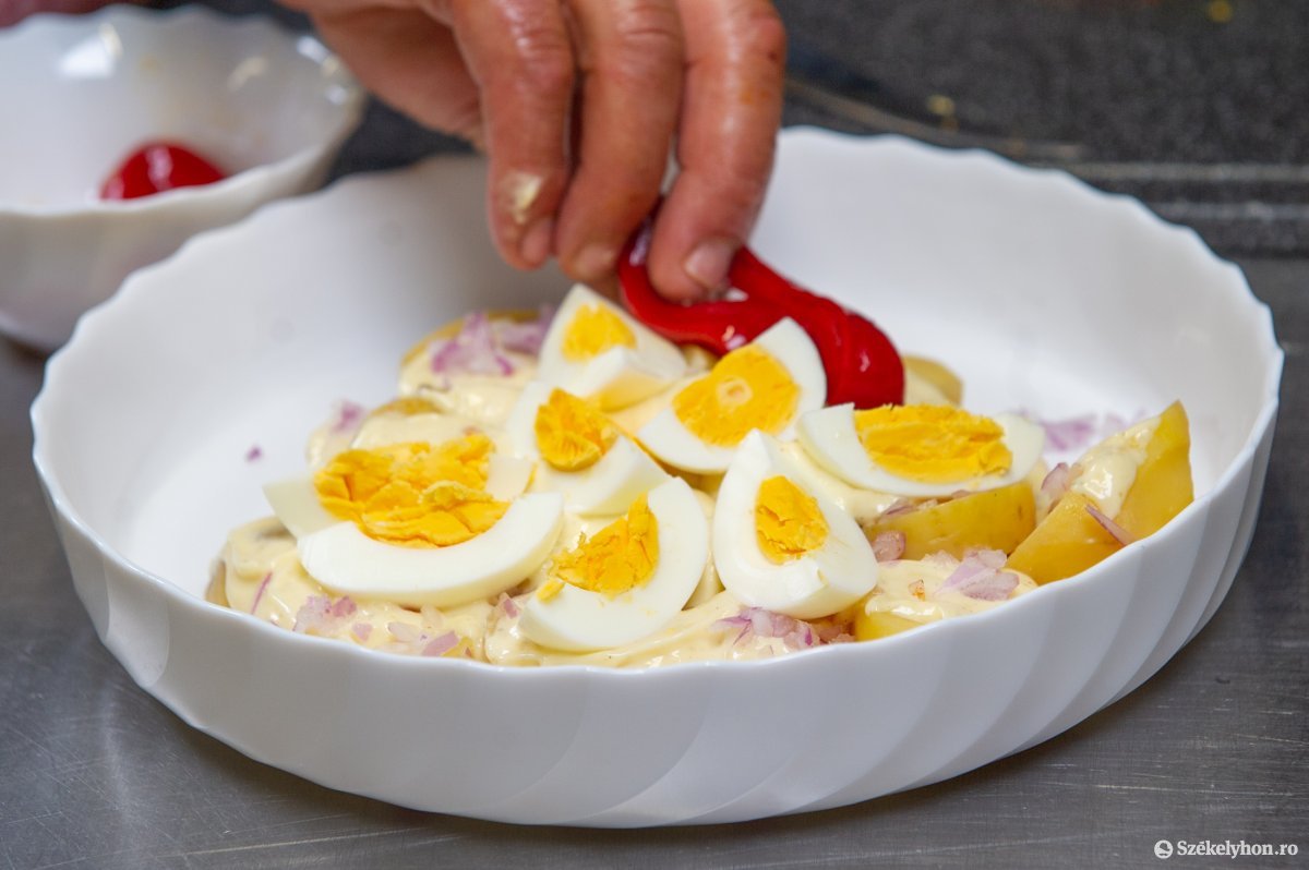 Gyorsan elkészíthetjük mi magunk is a köretet &bullet;  Fotó: Beliczay László