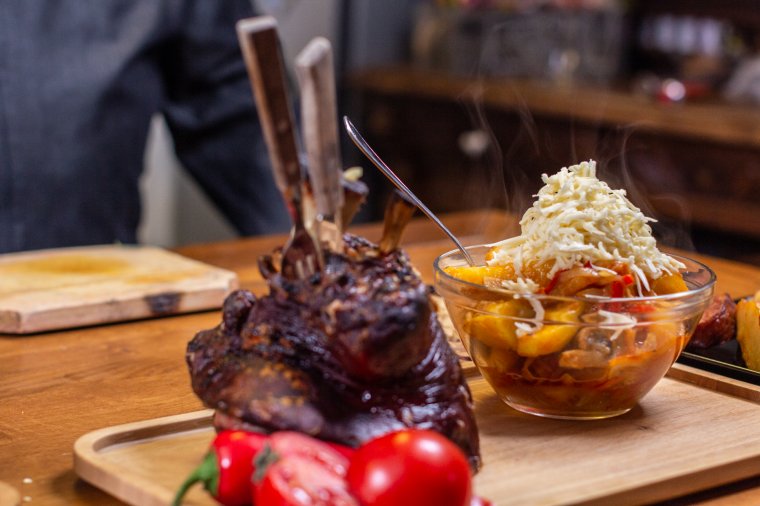 Most kell csülköt enni – újabb ötletek a disznóköltség felhasználására