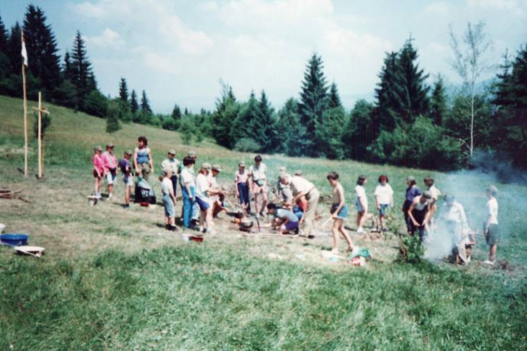 Húsz éve alakult újjá az erdélyi magyar cserkészélet