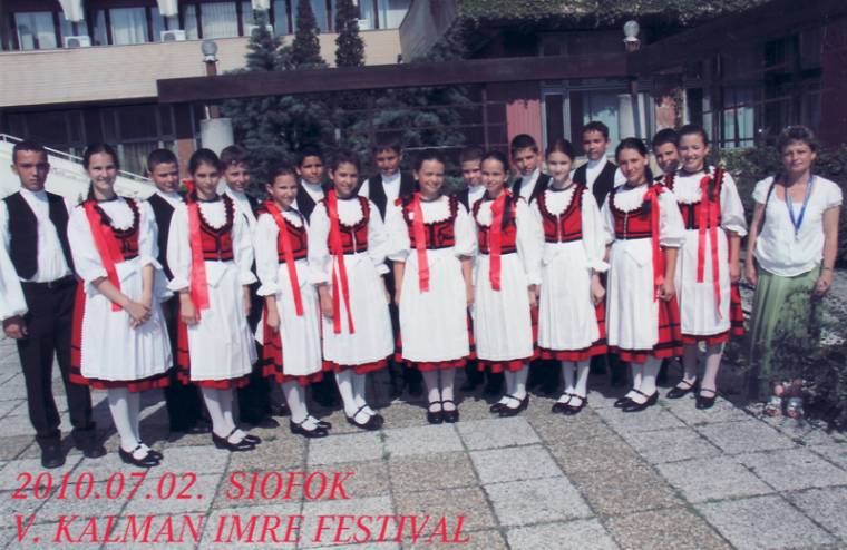 Nemzetközi díjeső a Borsikának