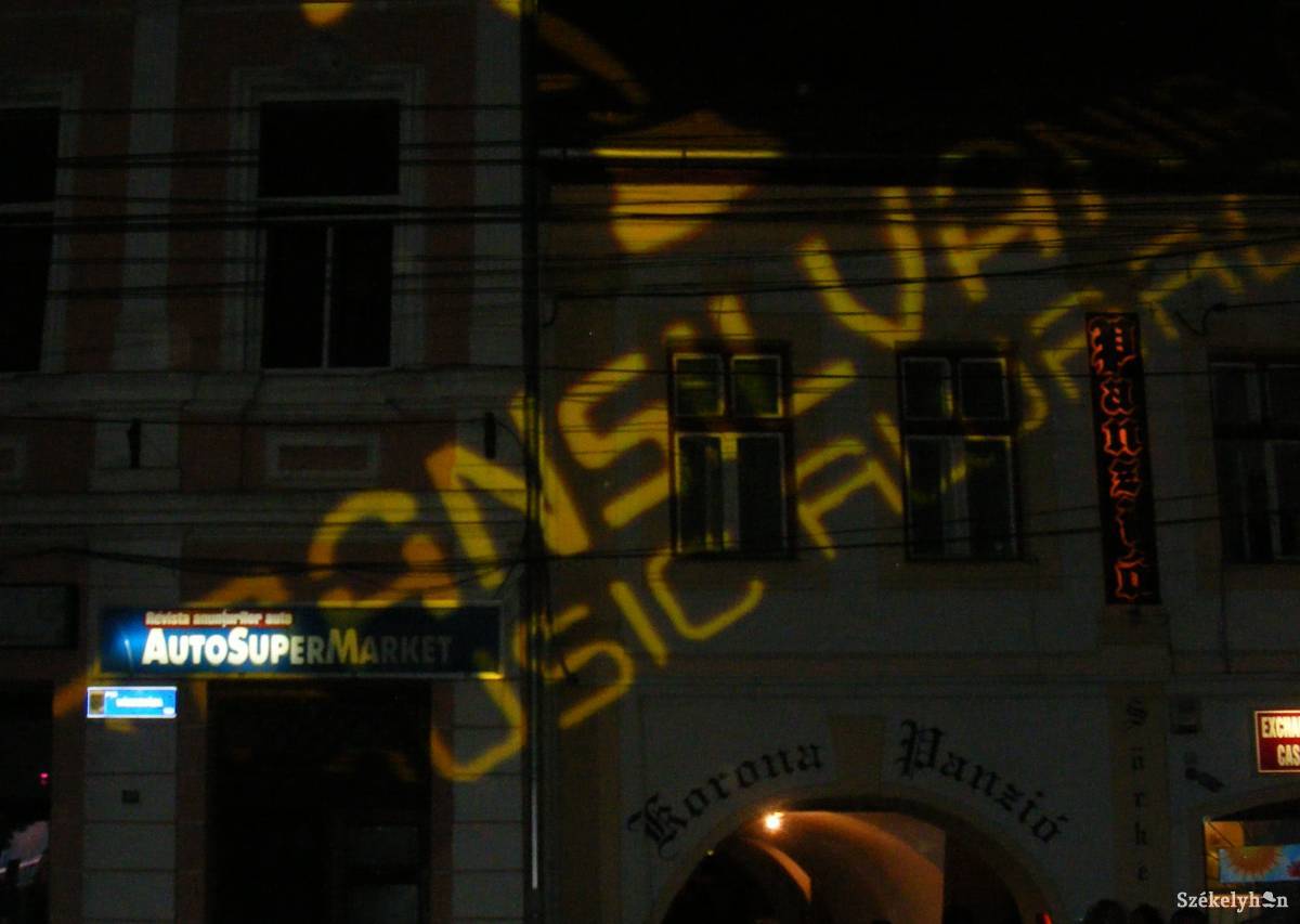 • Fotó: Simó Márton