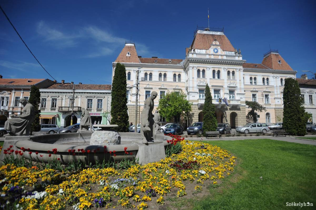 &bullet;  Fotó: Thomas Campean