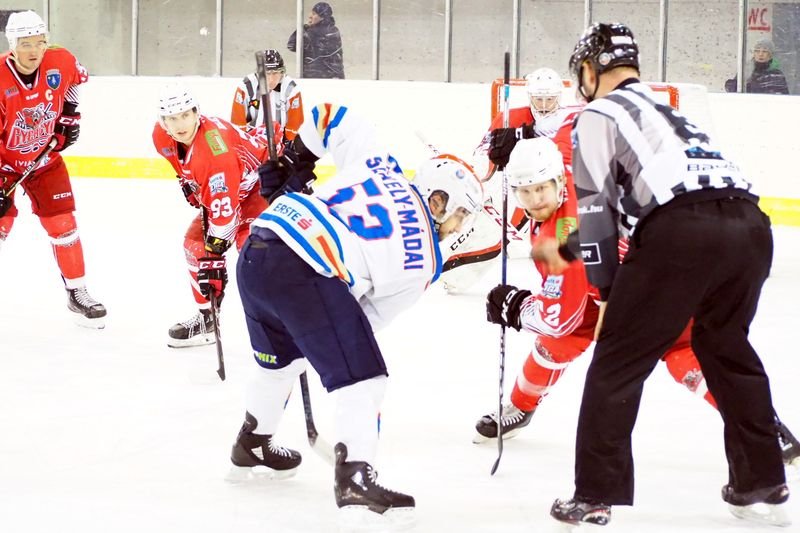 &bullet;  Fotó: Vaduva István, GYHK