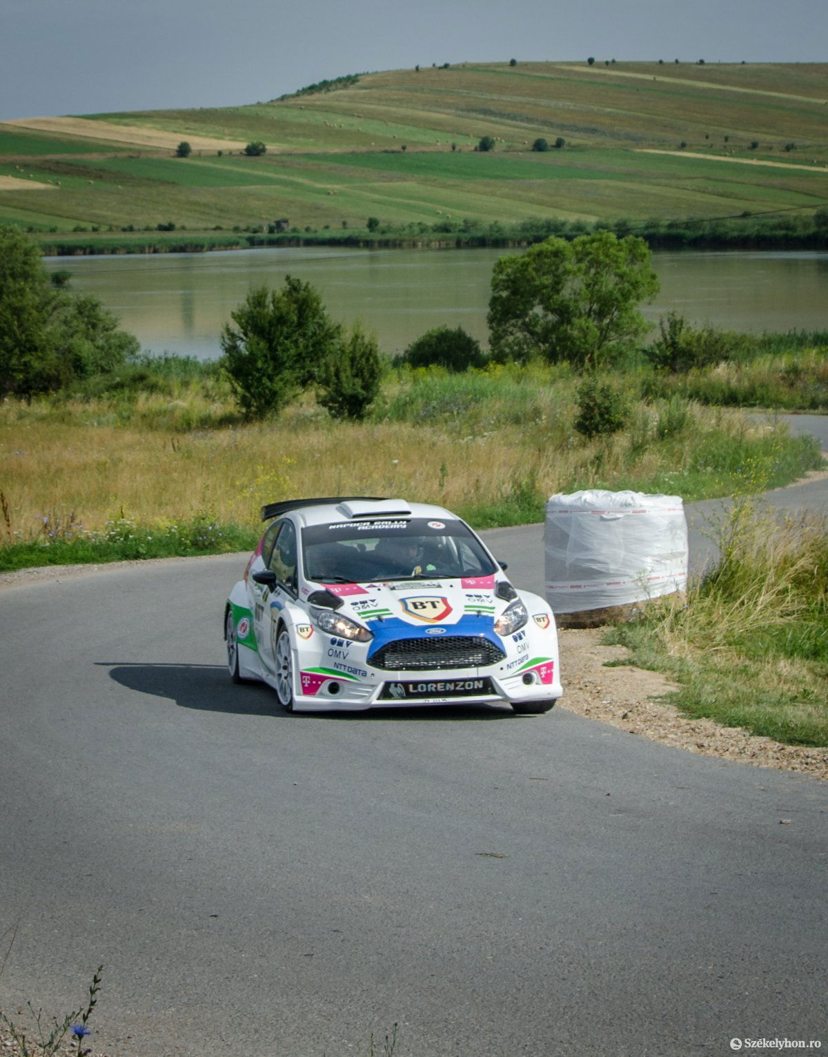 &bullet;  Fotó: Pinti Attila