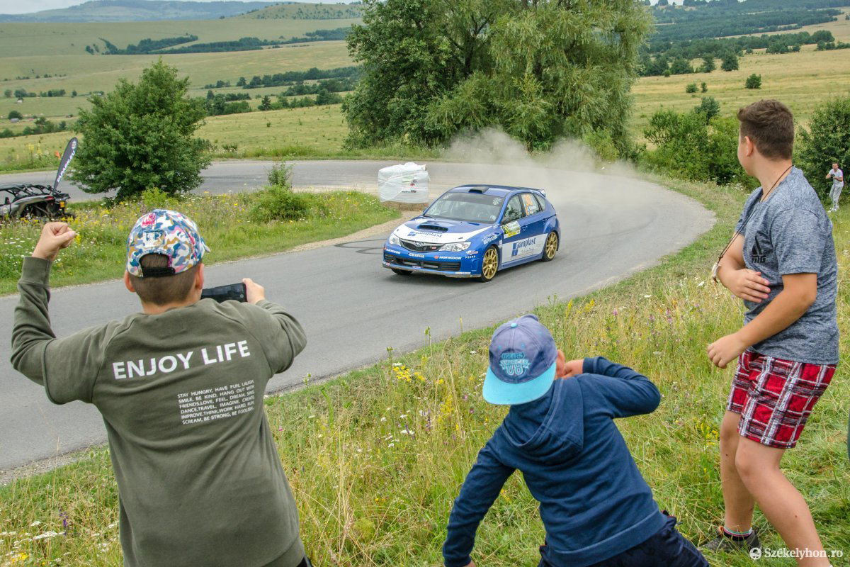 &bullet;  Fotó: Pinti Attila