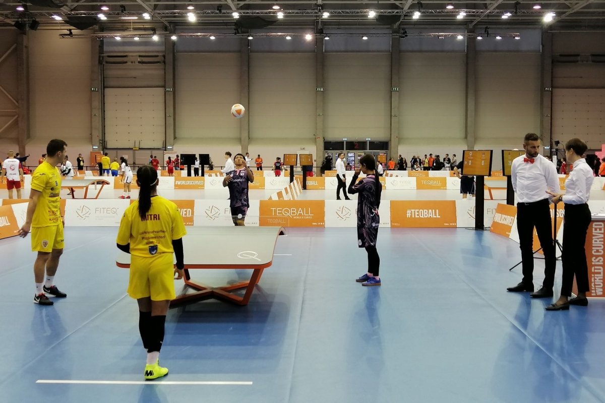 Magabiztos győzelmekkel lépett tovább a székely vegyes páros &bullet;  Fotó: Góbék Teqball Team