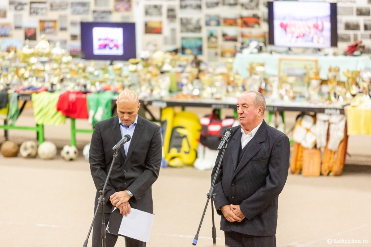 &bullet;  Fotó: Erdély Bálint Előd