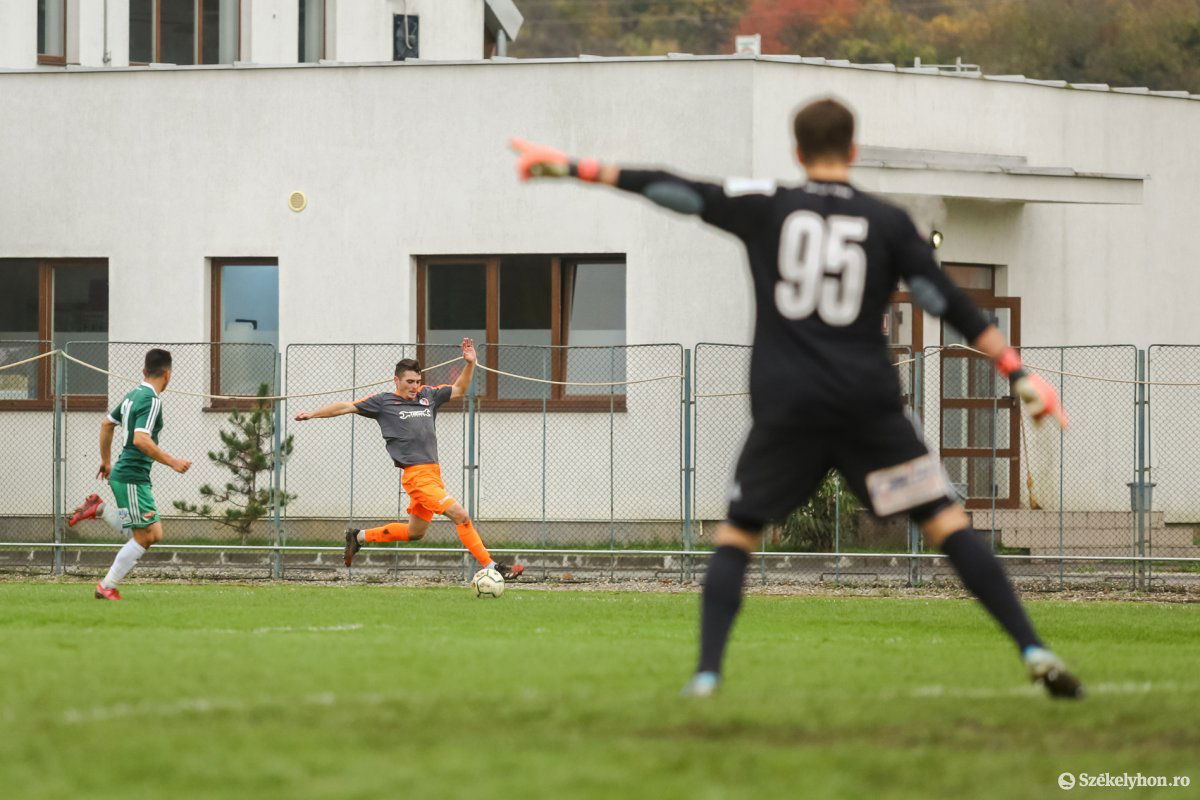 •  Fotó: Erdély Bálint Előd