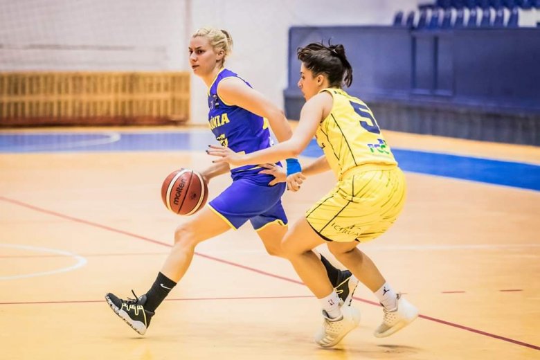 Akcióban: betörés Kilin Tünde módra •  Fotó: Alina Cojocaru