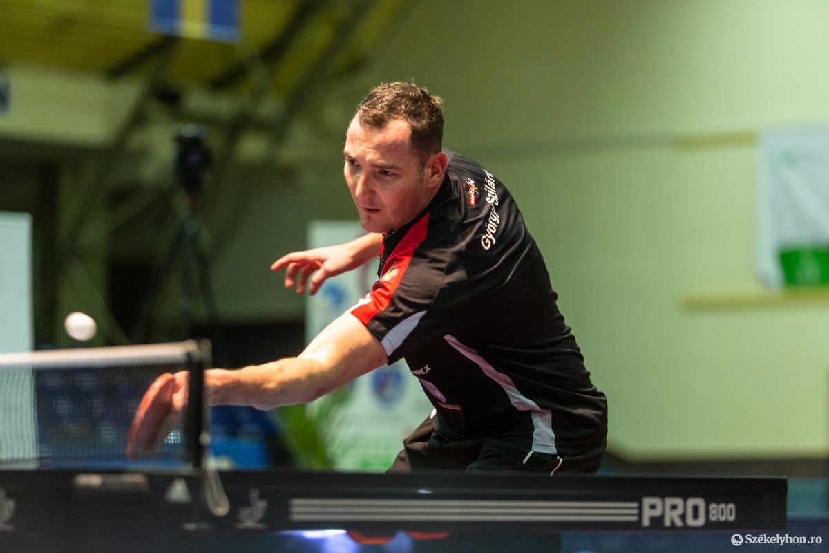 &bullet;  Fotó: Erdély Bálint Előd