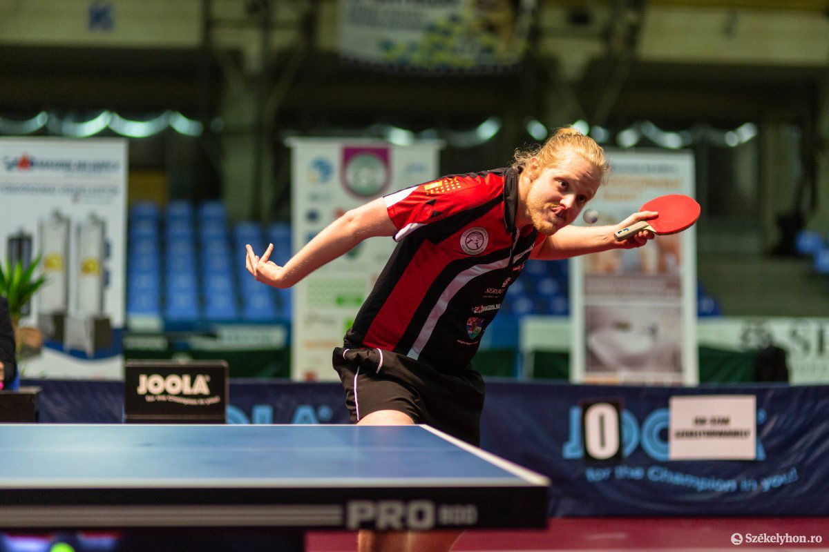 &bullet;  Fotó: Erdély Bálint Előd