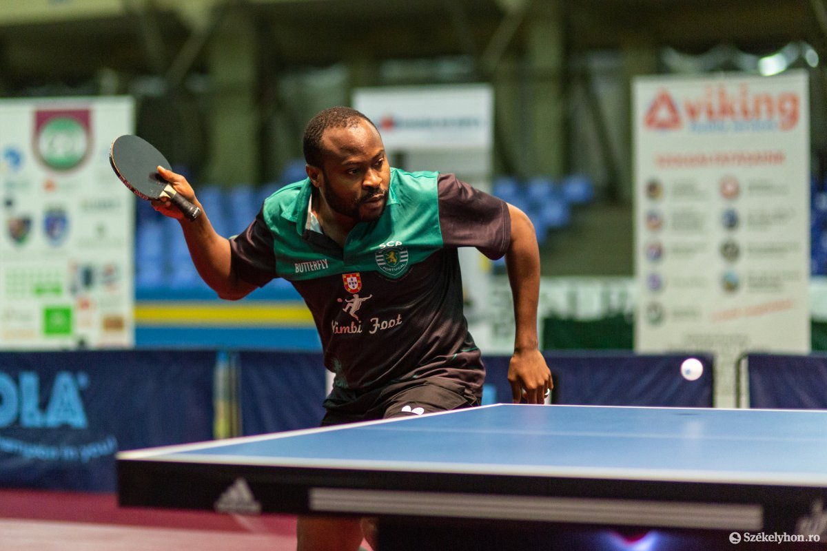 &bullet;  Fotó: Erdély Bálint Előd