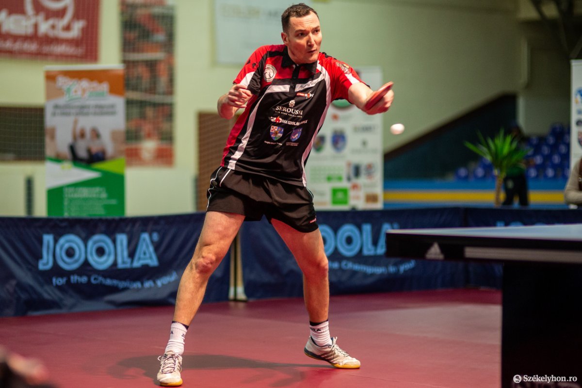 &bullet;  Fotó: Erdély Bálint Előd