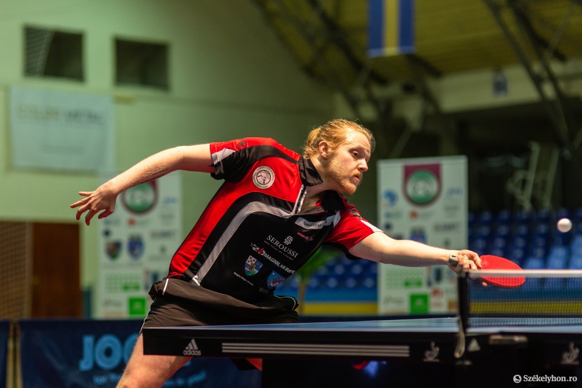 &bullet;  Fotó: Erdély Bálint Előd