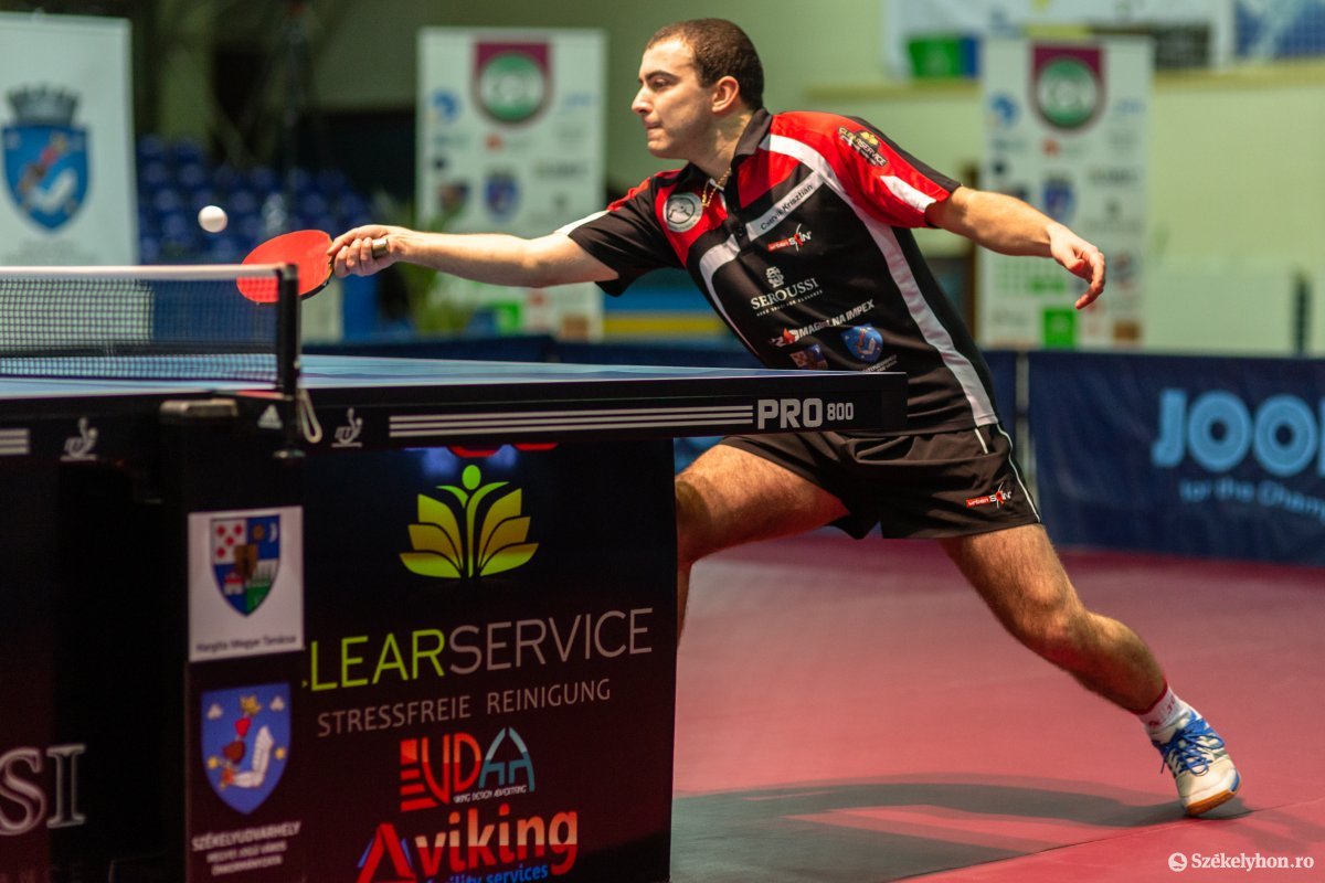 &bullet;  Fotó: Erdély Bálint Előd