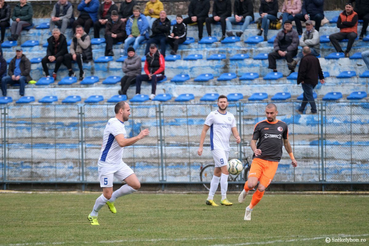 •  Fotó: Veres Nándor