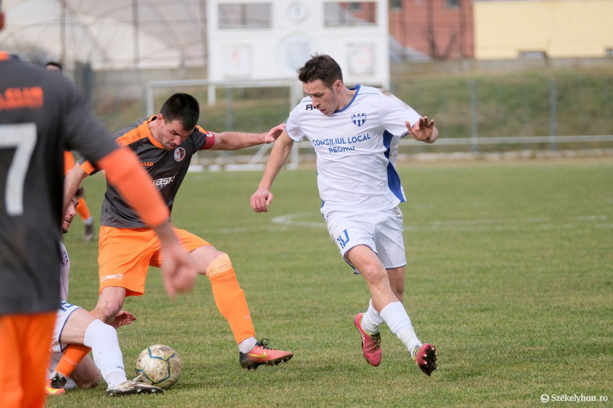 •  Fotó: Veres Nándor