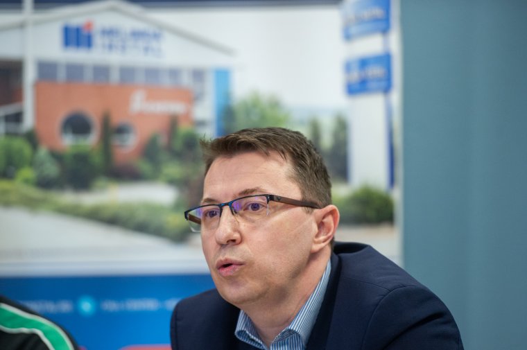 Nyilvánosan közzétette lemondásának okait András Lehel