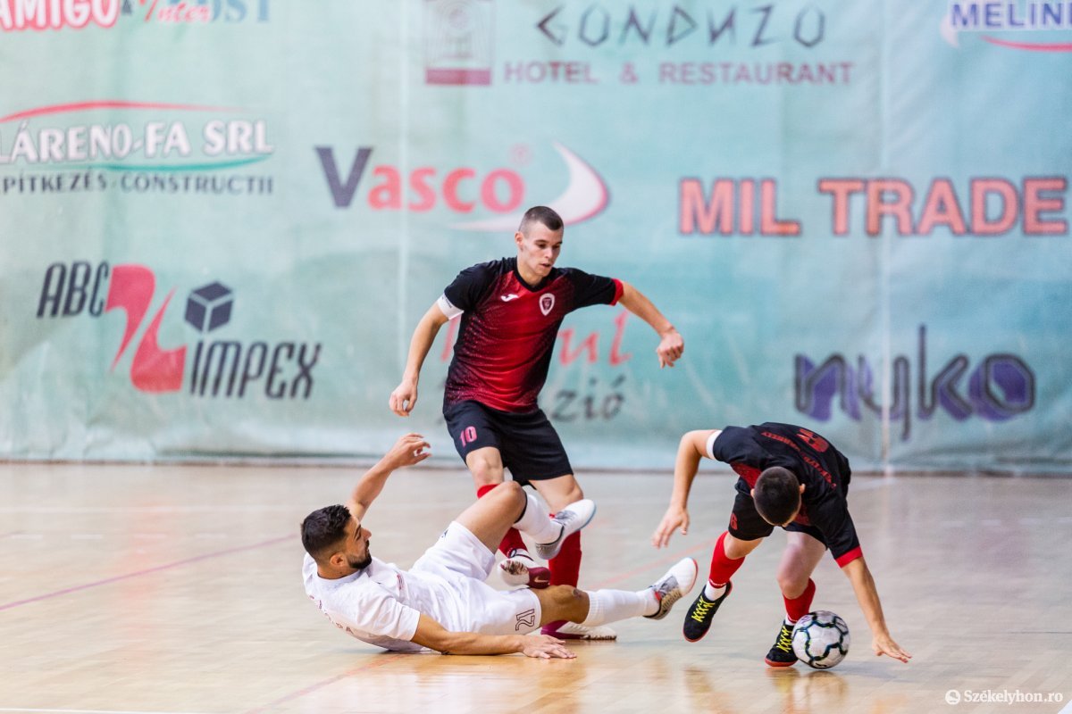 •  Fotó: Erdély Bálint Előd